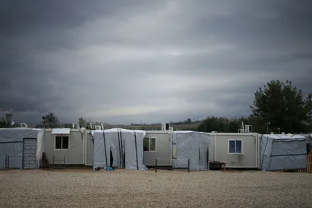 Quelle: unsplash / Julie Ricard Zelte Flüchtlingslager