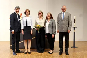 Leitungsrunde der Wahlsynode mit der  künftigen Dekanin Ester Philipps