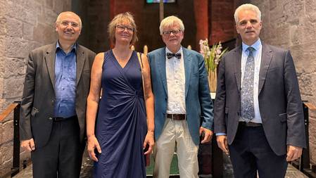 von links nach rechts: Oberkirchenrat Mattias Kreplin, Kirstin Kares, Dr. Martin Kares, Kord Michaelis