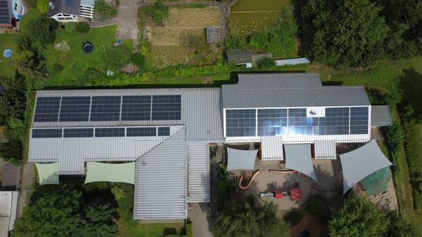 Solaranlage auf der Kita Grüne Aue der Kirchengemeinde Bretten und Gölshausen