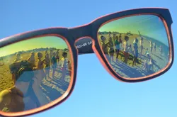 Jugendliche am Strand