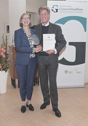 Quelle: Hans-Jörg Fuchs - eingebettet von www.ekiba.de Prälatin Heide Reinhard und Preisträger Prof. Andreas-Norbert Fay