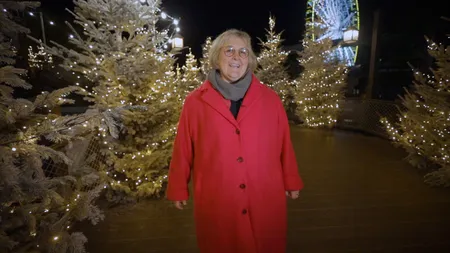 Landesbischöfin Heike Springhart im weihnachtlich geschmückten Europark