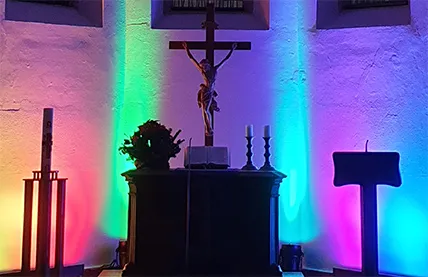 Innenraum der Kirche in Dilsberg