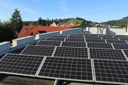 Quelle: Moritz Martiny Solaranlage auf dem Dach der Kirche in Gengenbach