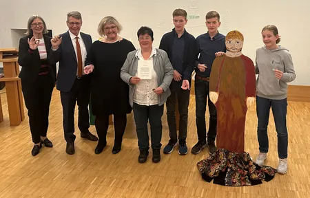 Preisträger:innen Friedensknopfgebet