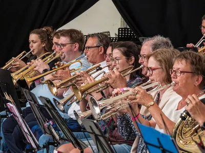 Gruppe von Blechbläsern