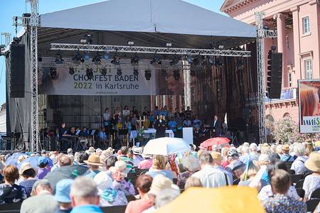 Bühne auf dem Marktplatz