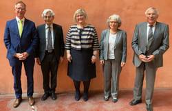 Quelle: Daniel Meier / ZfK - eingebettet von www.ekiba.de von links: Kirchenamtspräsident Hans-Ulrich Anke (Hannover), Klaus Engelhardt, Landesbischöfin Heike Springhart, Oberkirchenrätin Uta Henke, Kirchenrat i.R., Jochen Mack (Karlsruhe)