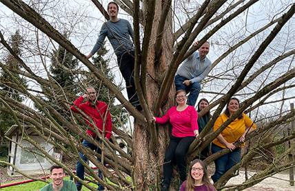 Acht angehende Pfarrerinnen und Pfarrer