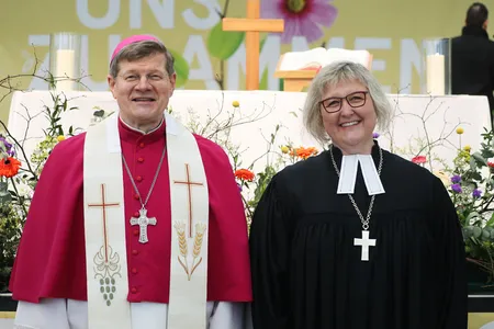 Erzbischof Stephan Burger und Landesbischöfin Heike Springhart