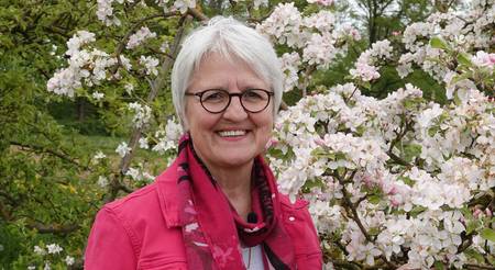 Portrait Pfarrerin Michaela Deichl