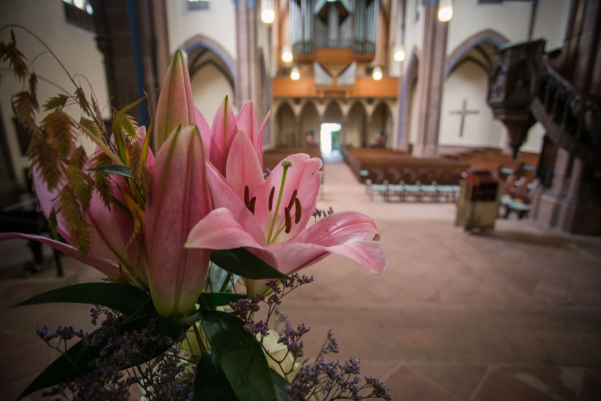 Altarschmuck in der Stadtkirche Offenburg