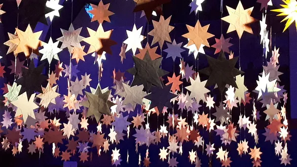 Advent unterm Sternenhimmel in der Kirche in Rüppur