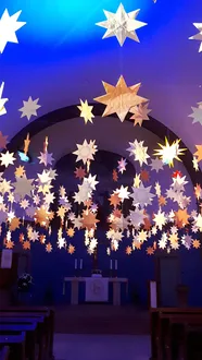 Advent unterm Sternenhimmel in der Kirche in Rüppur