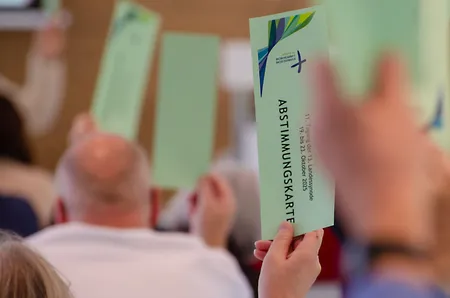 Abstimmung bei der Herbstsynode