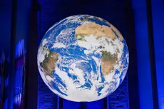 Gaia in Karlsruhe Jubiläum grüner Gockel