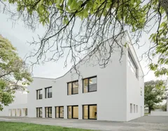Kirche Petrus-Jakobus