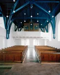Kirchensaal, Blick vom Altar auf die Orgel
