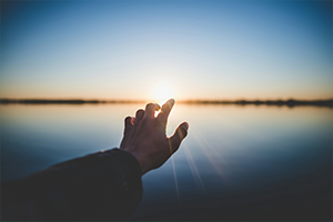 Quelle: Marc-Olivier Jodoin/Unsplash - eingebettet von www.ekiba.de Gesprächsabend "Was mir Hoffnung macht"