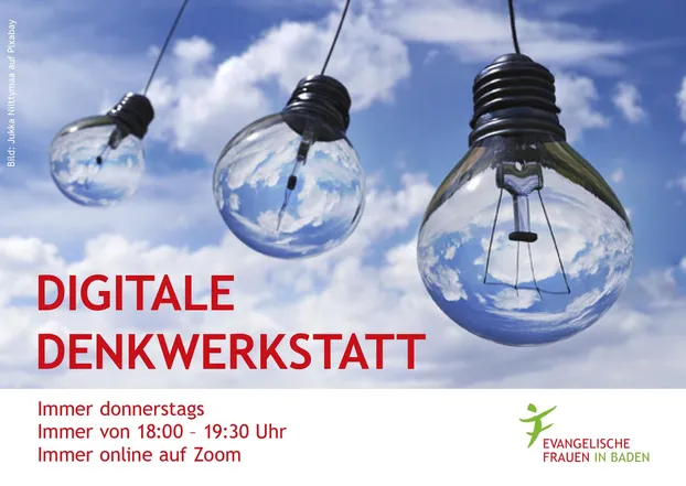 Glühbirnem vor blauem Himmel