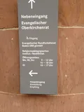 Schild Nebeneingang Evangelischer Oberkirchenrat Karlsruhe