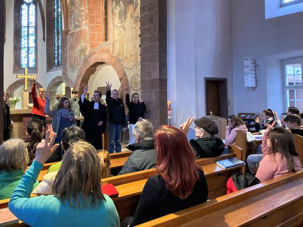 Konfirmanden, Inklusion, Friedensgemeinde Pforzheim, Gehörlose, Gebärdensprache