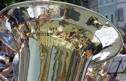 großes Blechblasinstrument